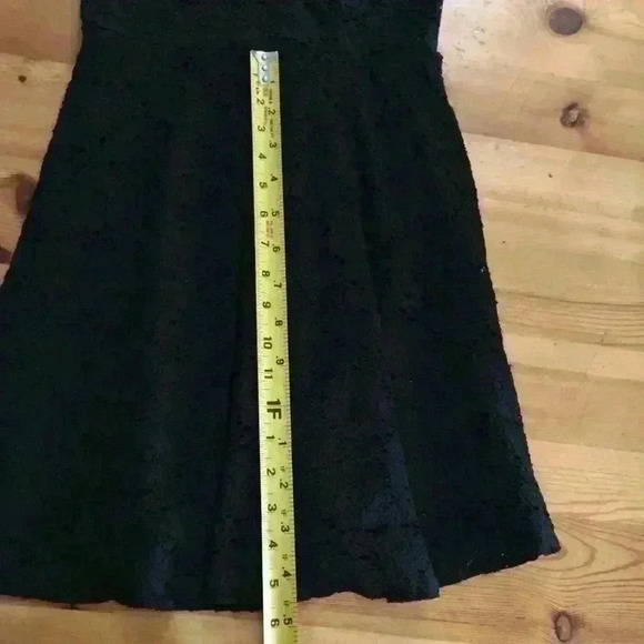 You are not alone black lace dress - Picture 7 of 8